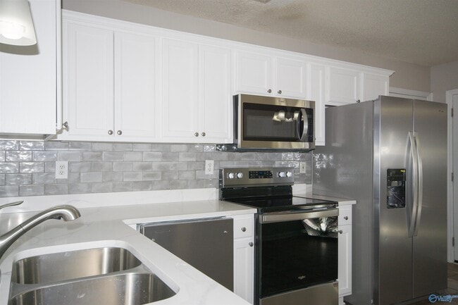 Building Photo - 109 Sandy Hollow Dr NW