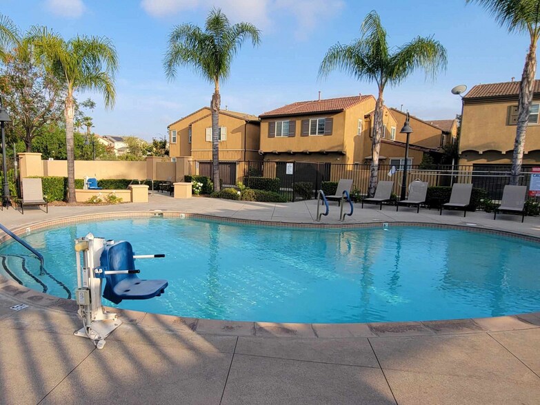Building Photo - 31757 Paseo Peonia