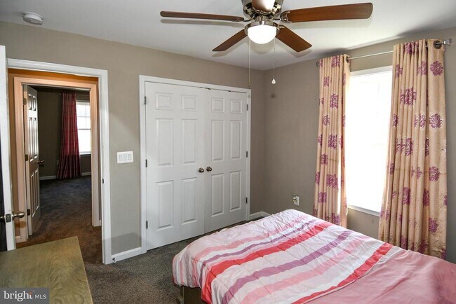 Building Photo - 7706 Colburn Dr