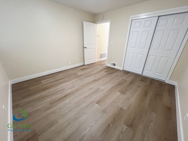 Building Photo - $2,895 - UPDATED 2 BR/1BA Duplex-Downtown Willow Glen!