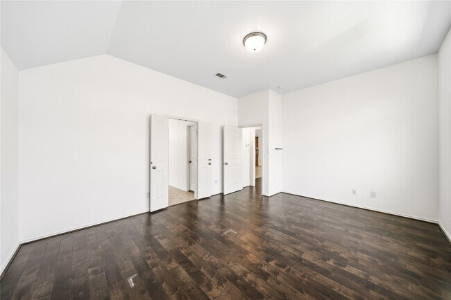 Building Photo - 3802 Windmill Links Dr