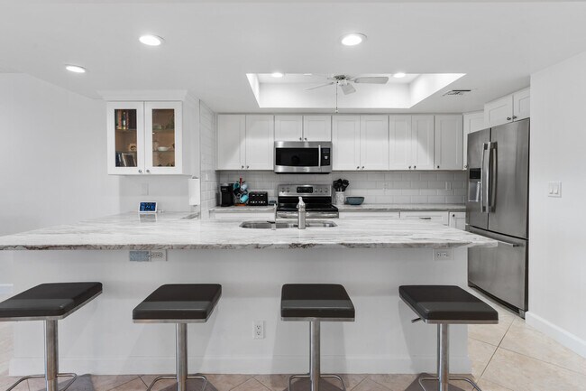 Building Photo - 2488 Harbour Cove Dr