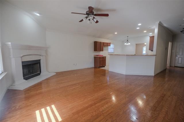 Building Photo - 1021 N Rhea Dr