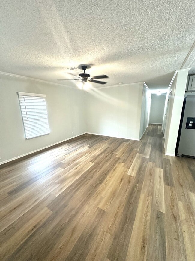 Building Photo - 11930 Greenglen Dr