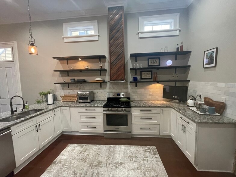 Building Photo - 2123 N Villere St