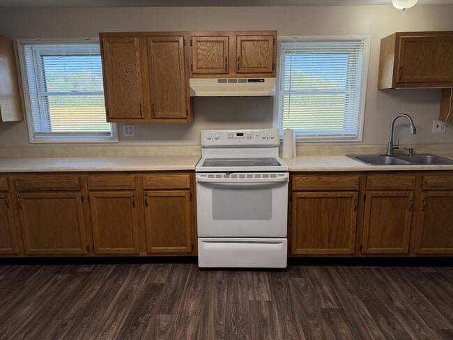 Building Photo - 3755 N County Rd 600 W