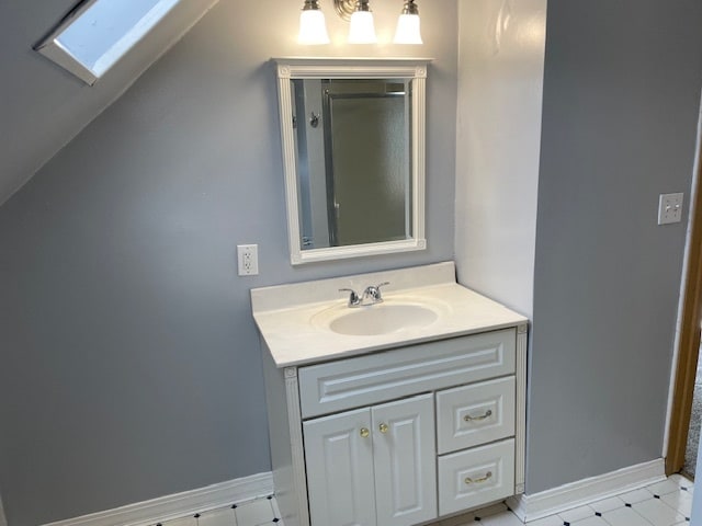 Attic bathroom - 916 Laurel Ave