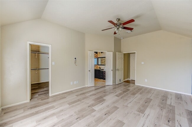 Building Photo - 44 Atascadero Dr