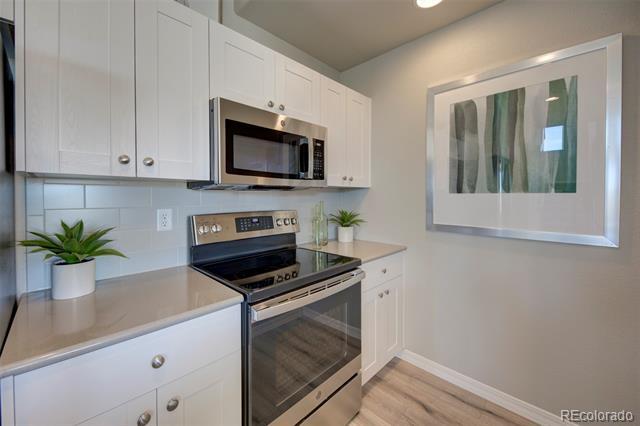 Building Photo - 7845 Tuttle Vw