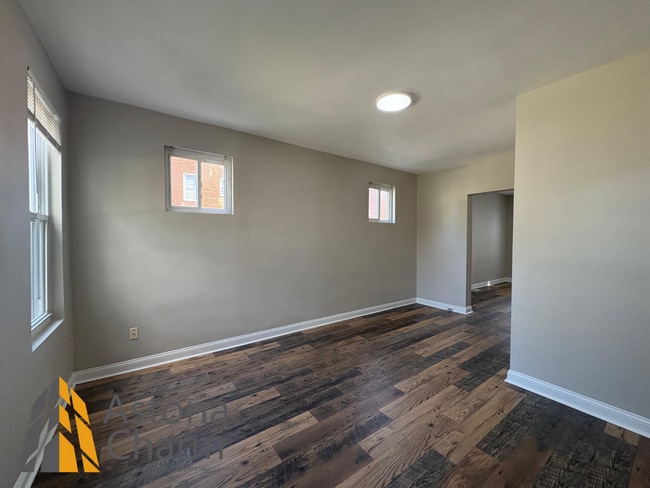 Building Photo - Live Comfortably in Hampden: 4 Bedrooms Pl...