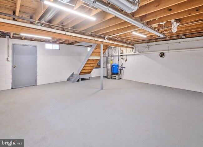 Building Photo - 4325 Lehnenberg Rd