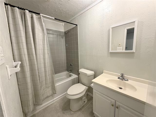 Building Photo - 4702 Spanish Trail