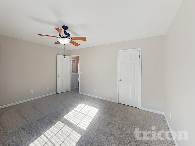 Building Photo - 137 Chatham Trace