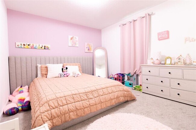 Building Photo - 35576 Eastbrook Ave