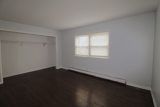 Building Photo - 1220 Marengo Ave
