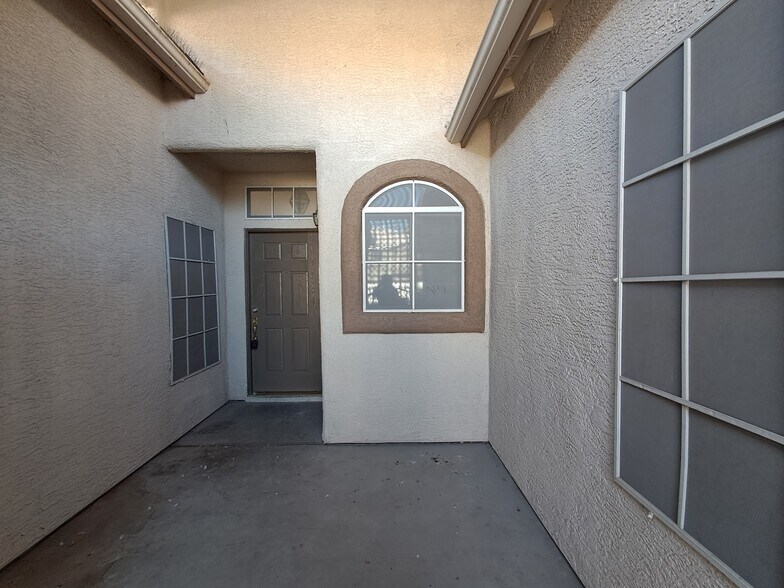 Building Photo - 2642 Sunday Grace Dr