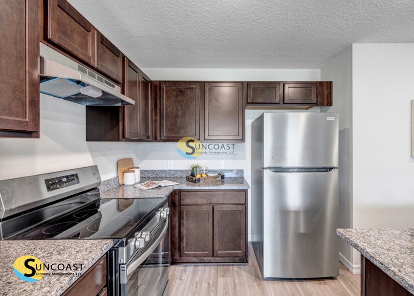 Building Photo - 1920 Latona St