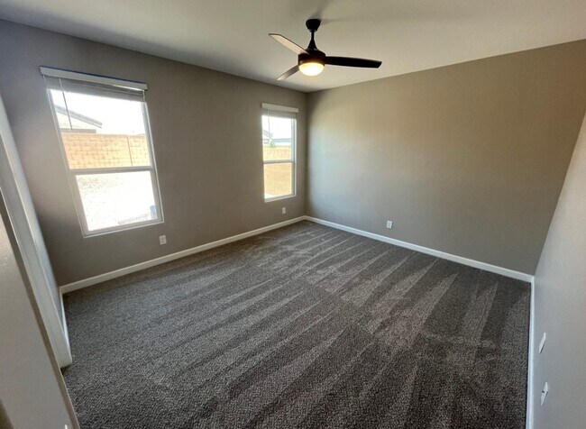 Building Photo - 8530 W Millerton Way