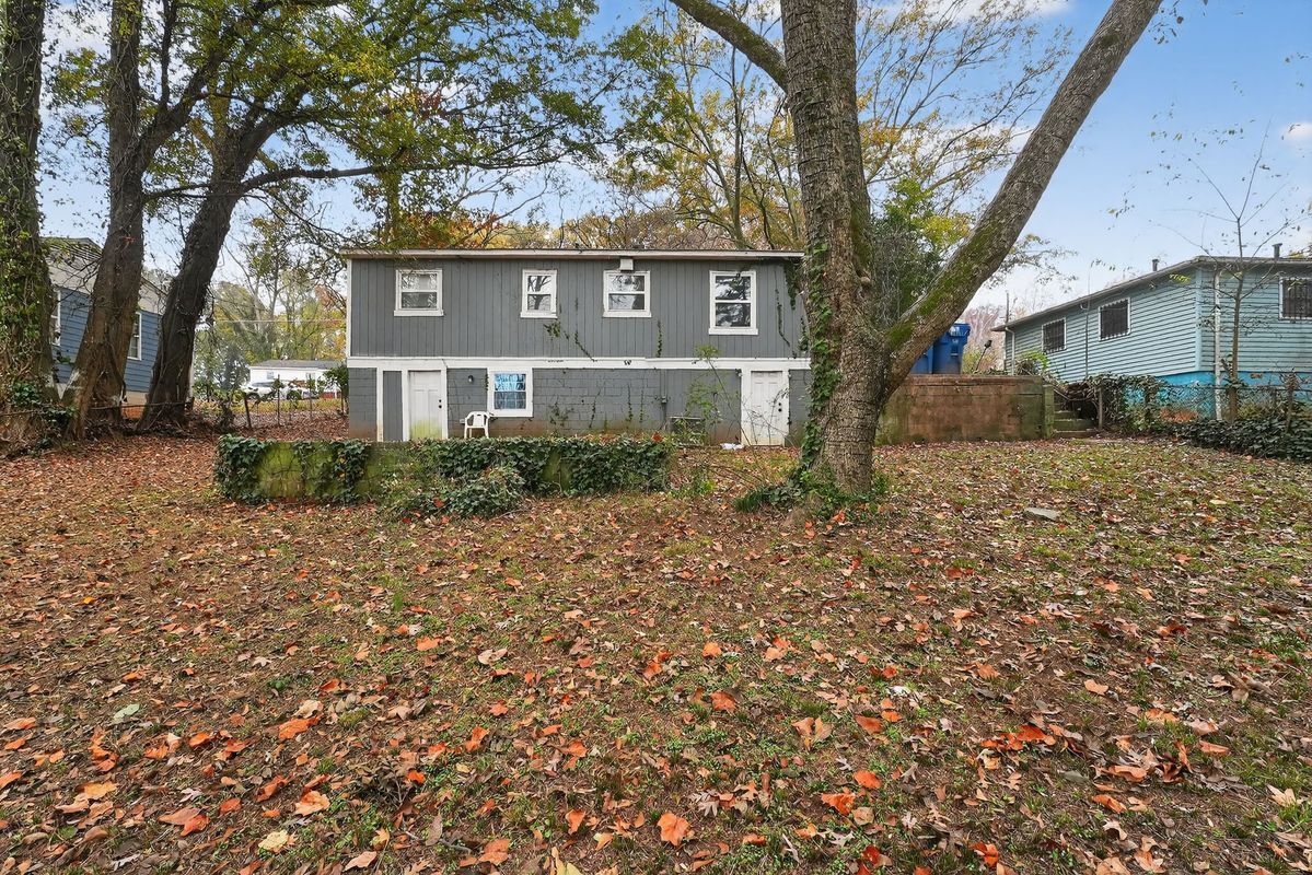 Building Photo - 1068 Rebel Forest Dr SE