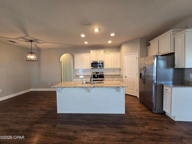 Building Photo - 108 Redfish Way