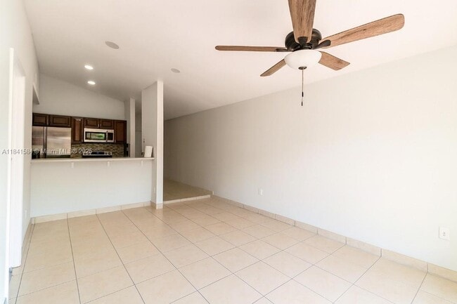Building Photo - 13536 SW 11th Ln