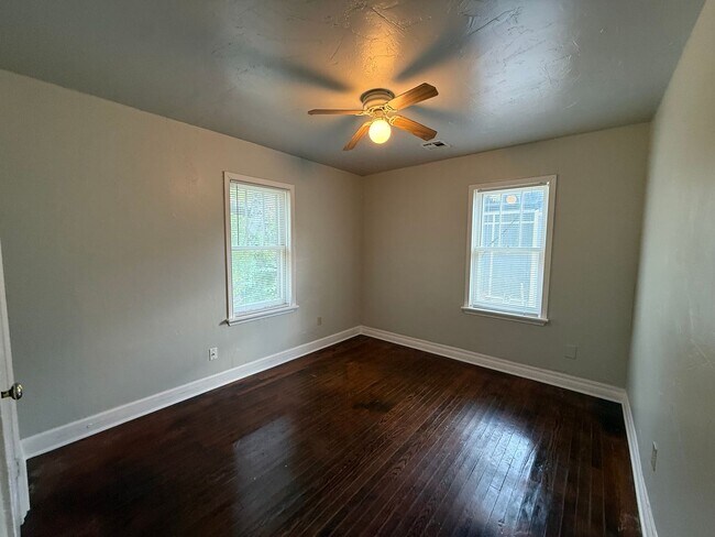 Building Photo - 2249 NW 37th St
