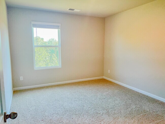 Building Photo - 430 Furlough Dr