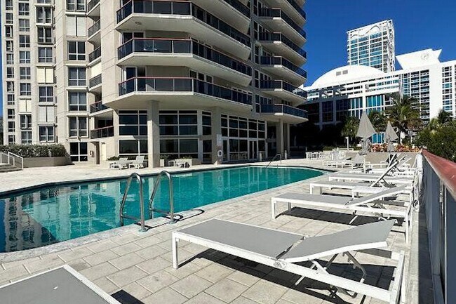Building Photo - 6767 Collins Ave