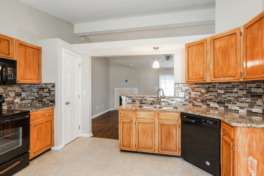 Building Photo - 12566 Lookout Mountain Ct