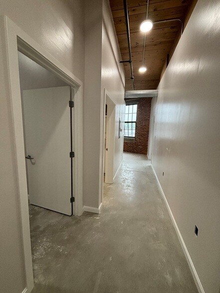 Building Photo - 88 Gerrish Ave
