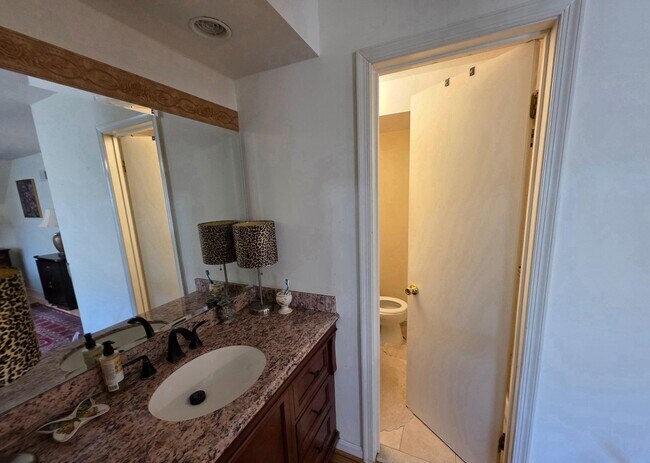 Building Photo - 8120 Paisley Pl