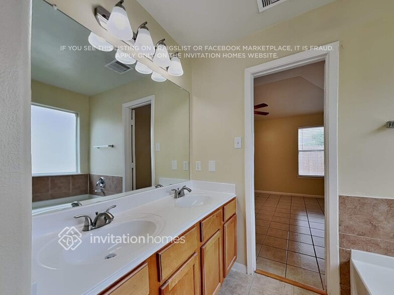 Building Photo - 6503 Wellington Meadows Dr