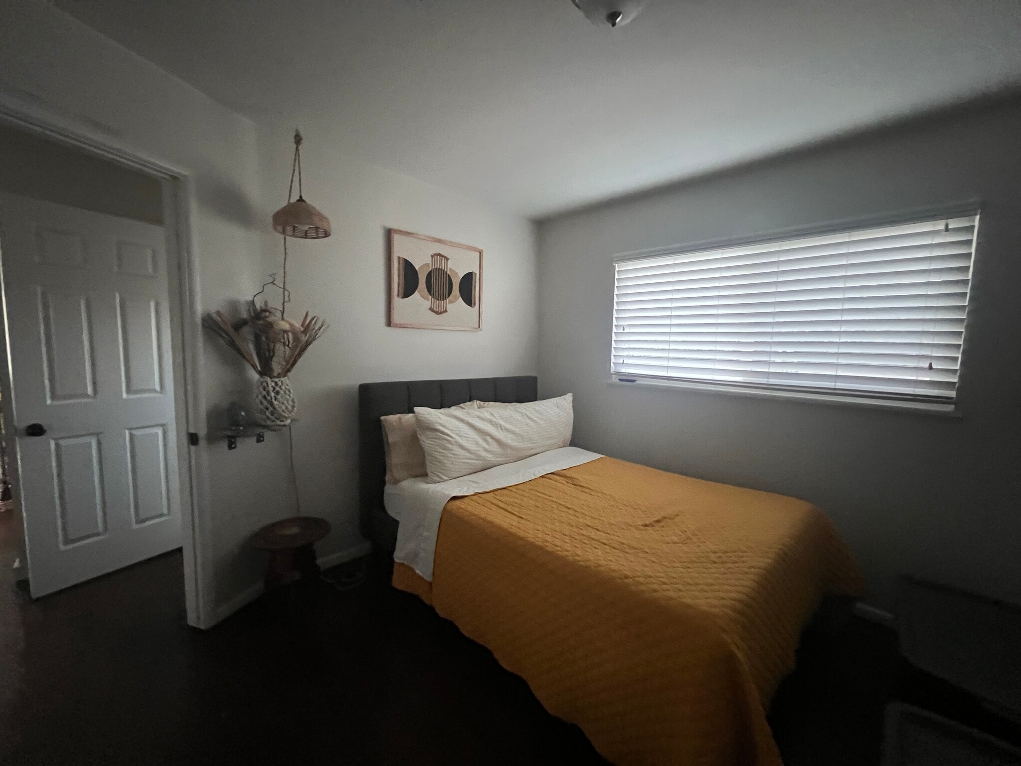 Building Photo - 67 College Dr