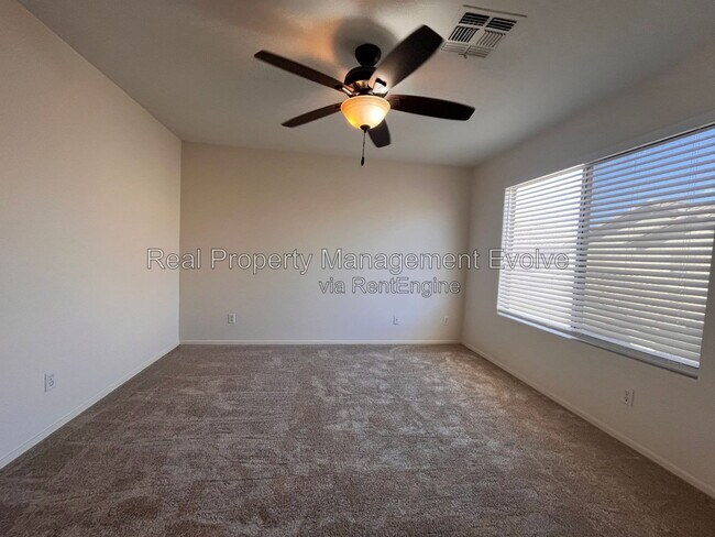 Building Photo - 2060 N 30th St
