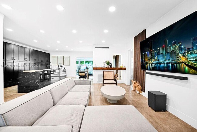 Building Photo - 85 NW 47th St