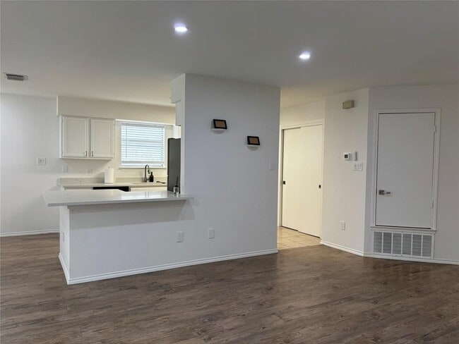 Building Photo - 8402 Priest River Dr