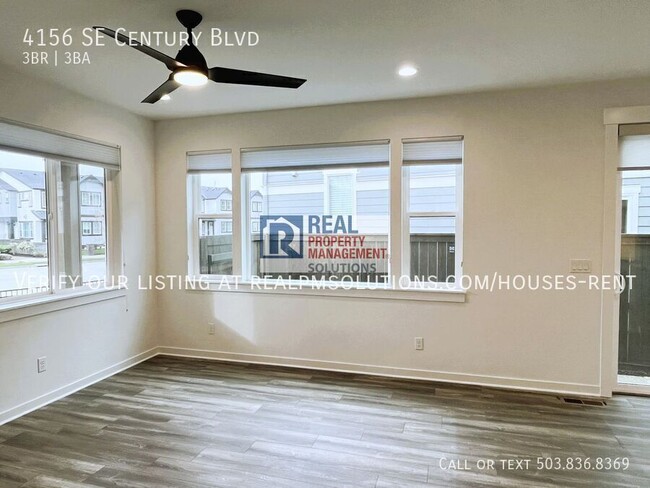 Building Photo - 4156 SE Century Blvd