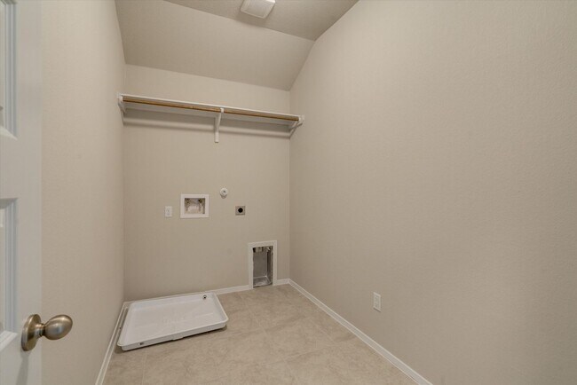 Building Photo - 170 Bright Flora Ln