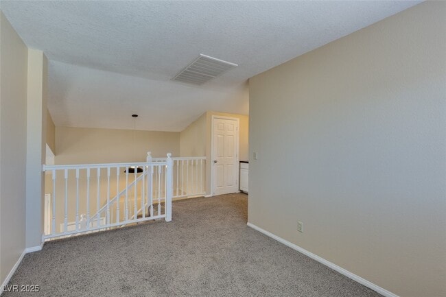 Building Photo - 324 Redondo St