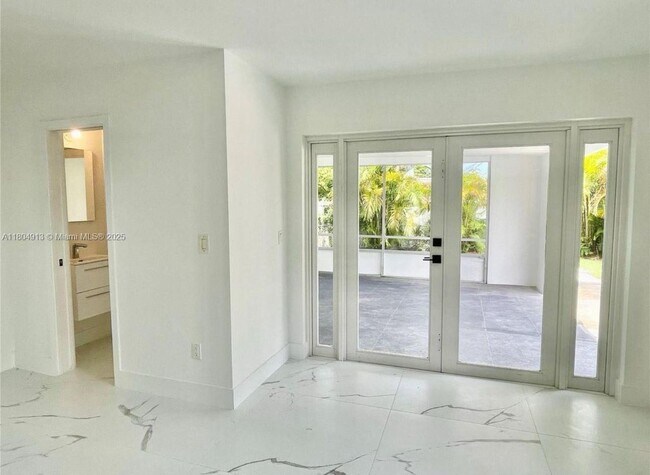 Building Photo - 11520 SW 57th St