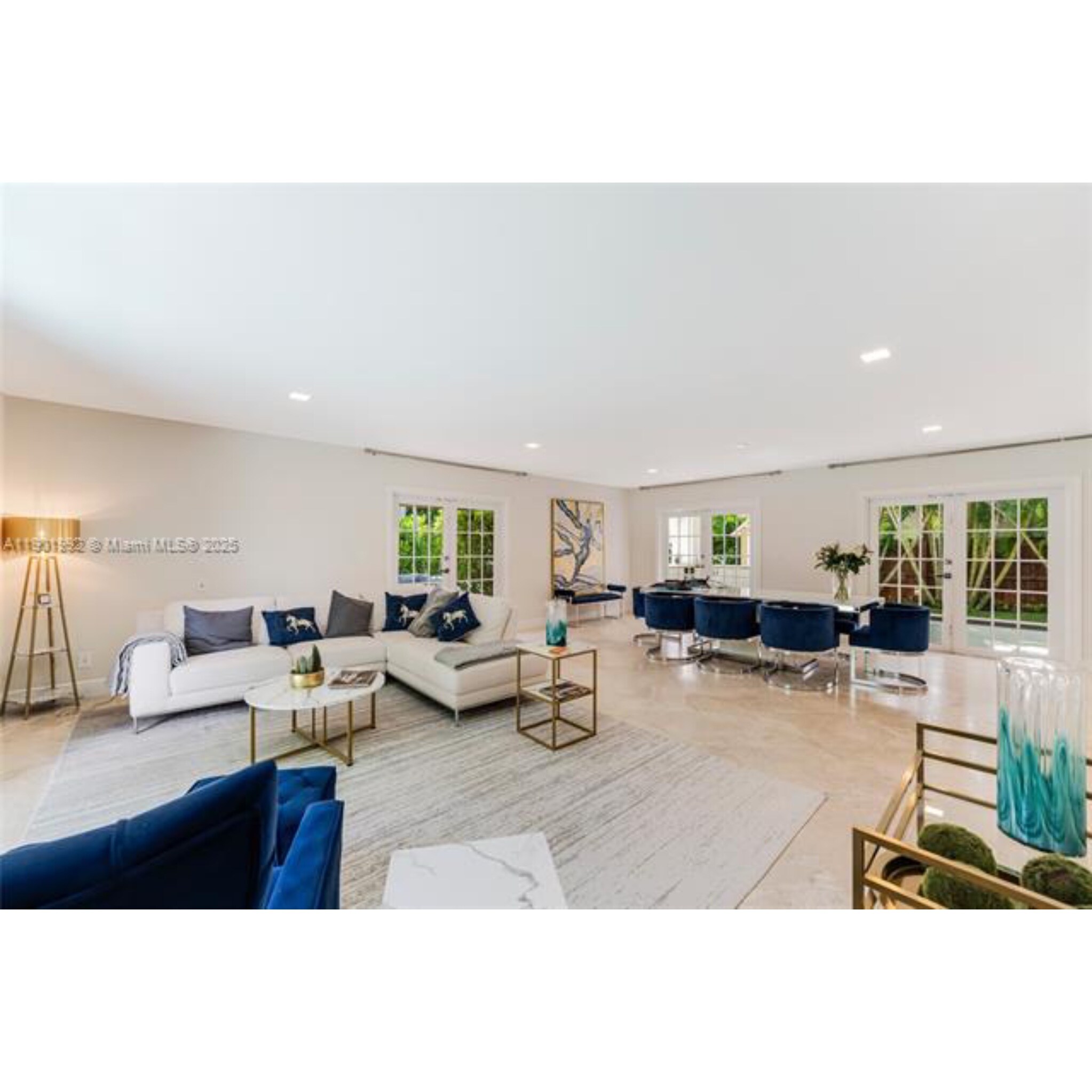 Building Photo - 140 N Hibiscus Dr