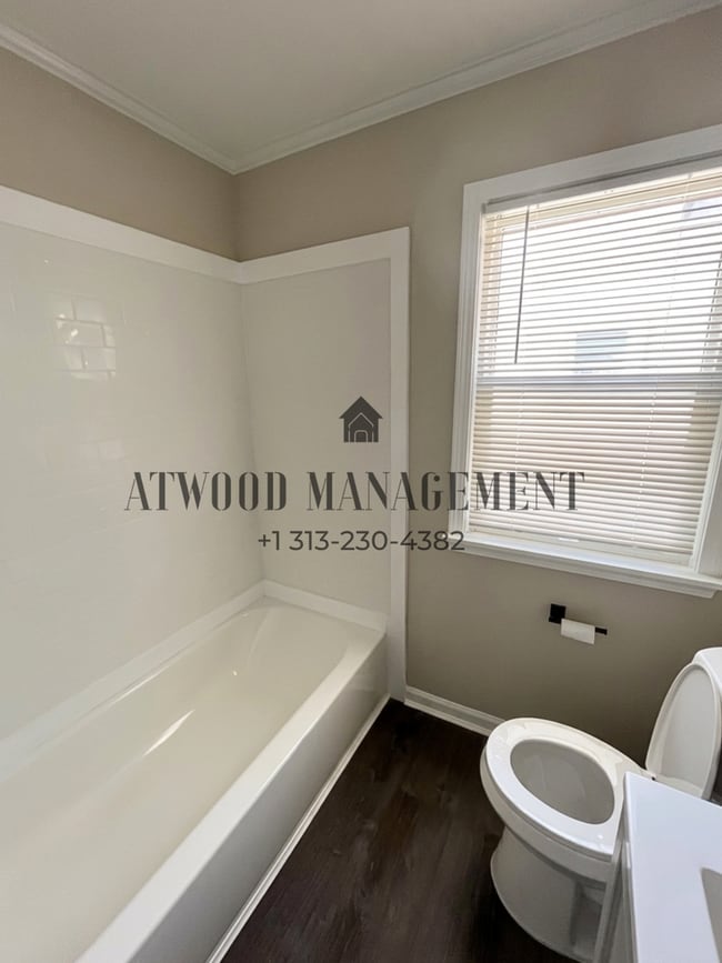 Building Photo - Coming Soon – Beautifully Updated Home *Coming Soon (Move-in ready by 6/10 or Sooner)*!