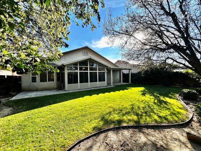 Building Photo - 11116 Southwales Ct