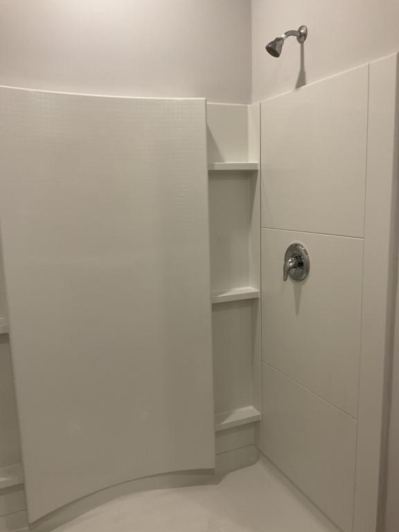 Building Photo - 8147 Forest Edge Dr