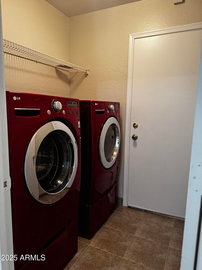 Building Photo - 13310 N 126th Ave