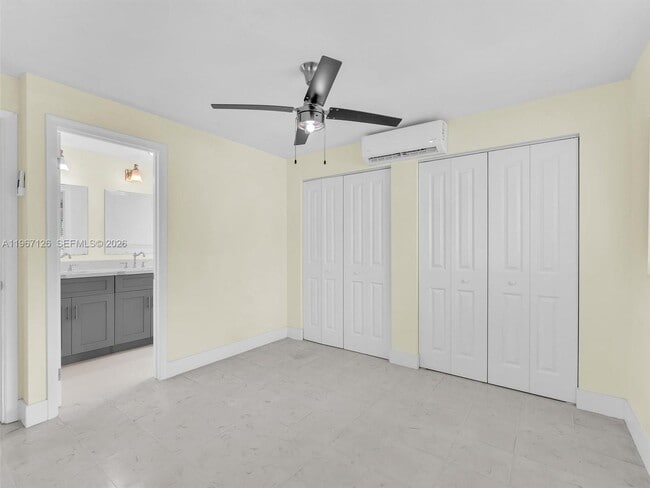 Building Photo - 6520 SW 63rd Ct