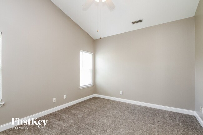Building Photo - 12118 Ilse Helene Ln