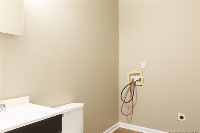 Building Photo - 1424 Tangora Ln