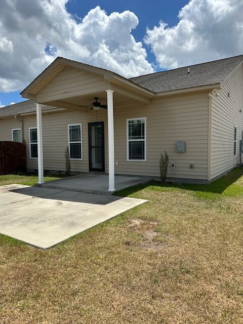 Building Photo - 2250 Sweet Bay Dr
