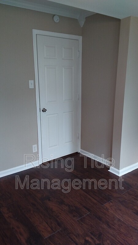 Building Photo - 656 Calahan Rd
